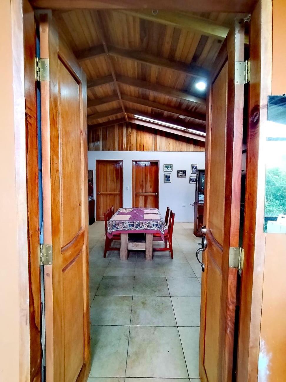 Casa De Montana Tica Linda Villa Monteverde Exterior photo